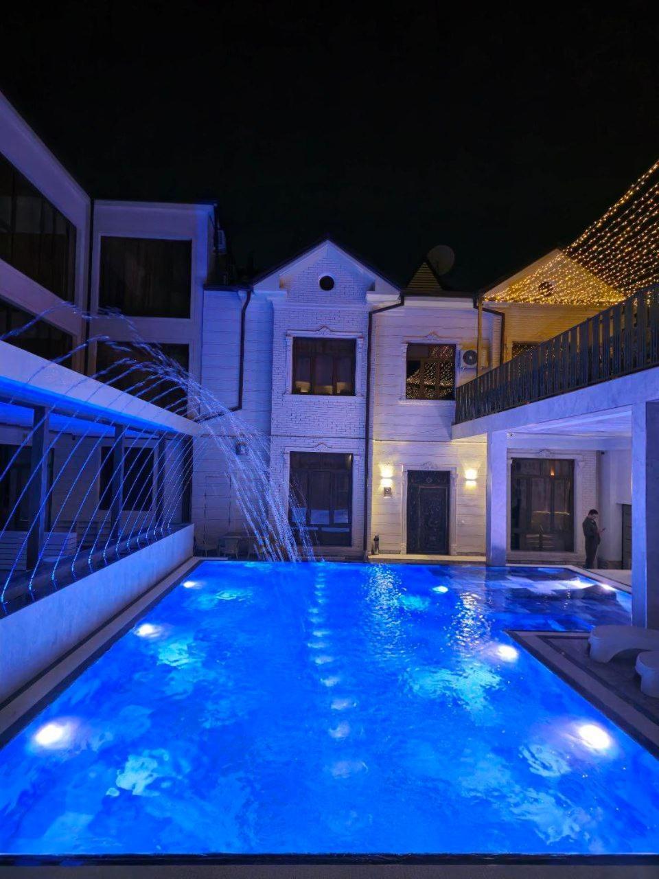 Grand Karavan Hotel ทาชเคนต์ ภายนอก รูปภาพ